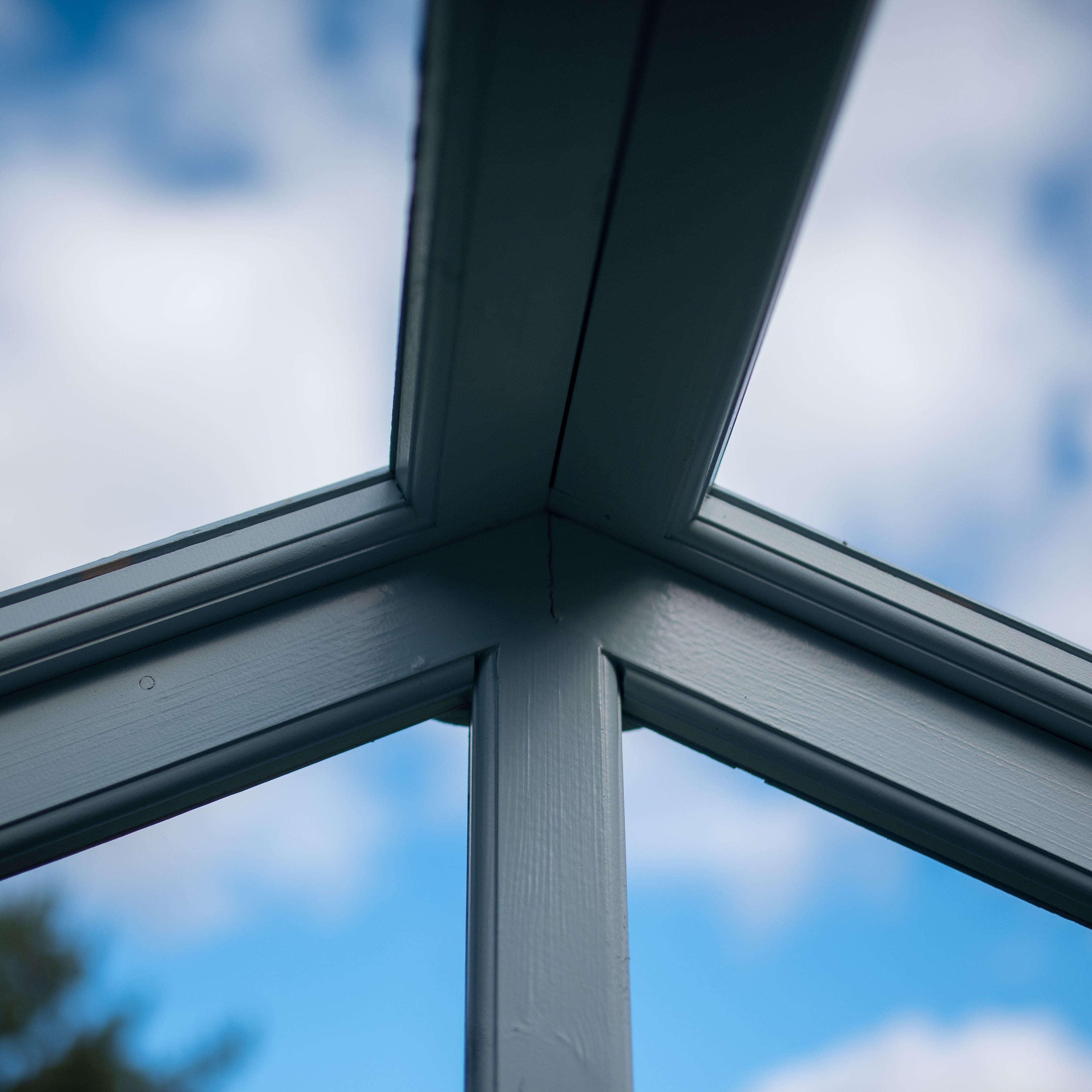 Shire Holkham 6 x 8 Wooden Greenhouse